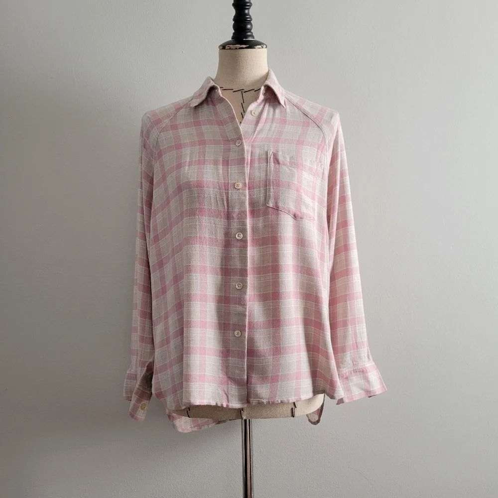 Wilfred Free Boyfriend Buttown Down Shirt in pink and cream plaid